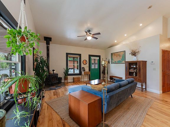 4th image of 10551 Valley View Drive
