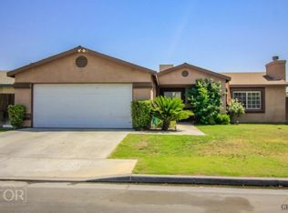 5501 Trailhead St, Bakersfield, CA 93307
