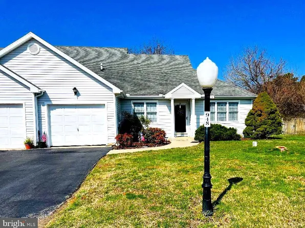 948 W Schumaker Manor Dr, Salisbury, MD 21804