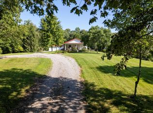 749 Sisco Cemetery Rd, Marion, KY 42064