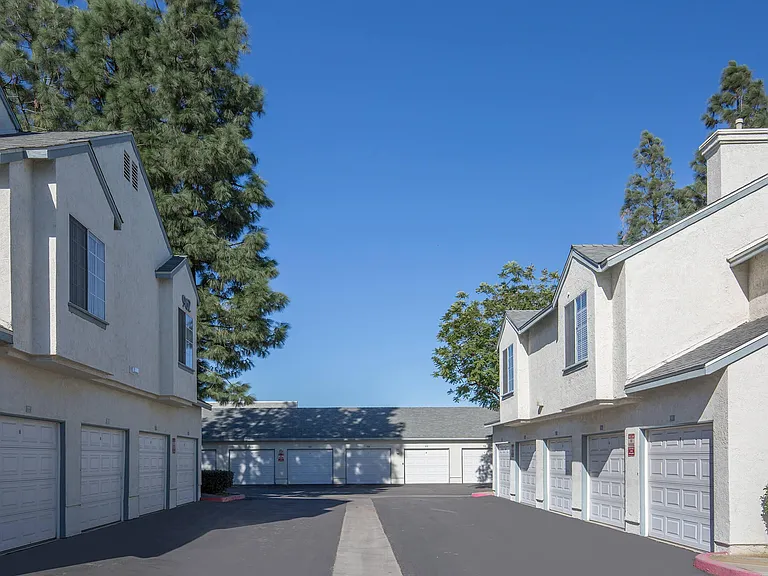 River Ridge Apartment Homes — Photo 11