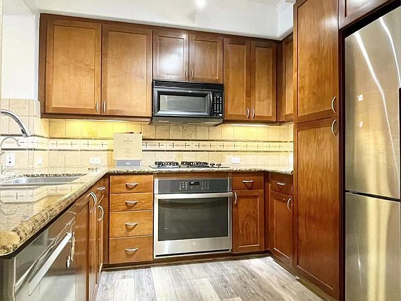 4th image of 8275 Station Village Ln #1207