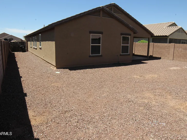18502 W Young St — Photo 23