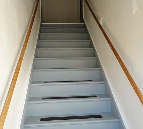 2nd image of 404 W 26th St APT 4