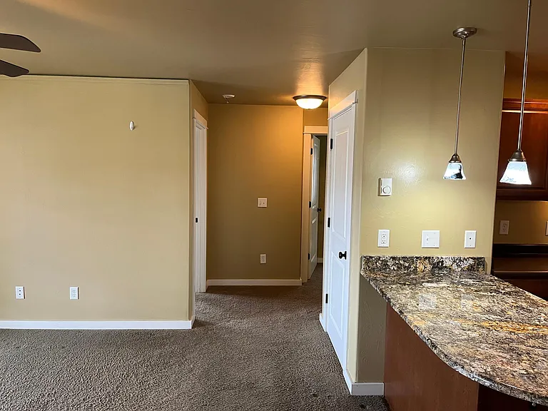 2240 E Baxter Ln #5 — Photo 9