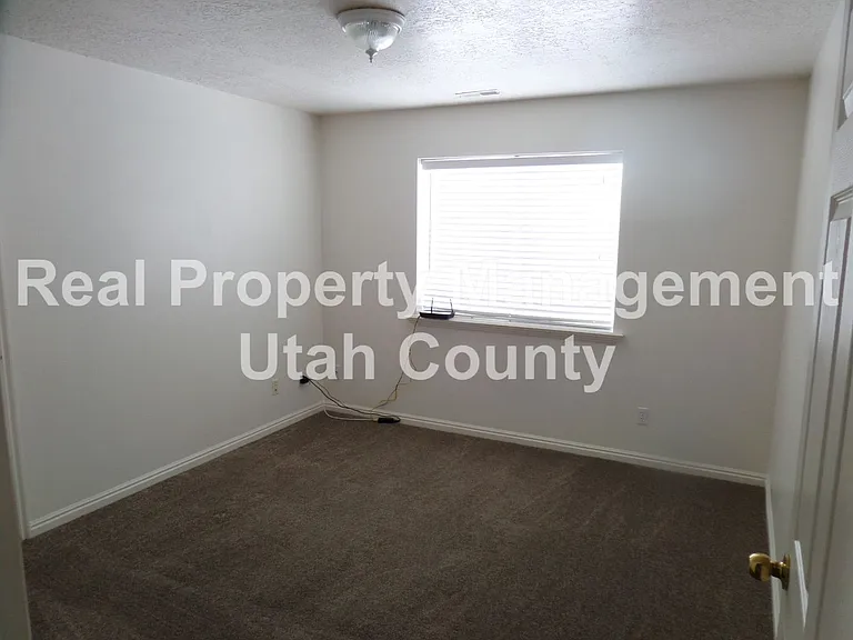 3397 E Ridge Route Rd #6 — Photo 8