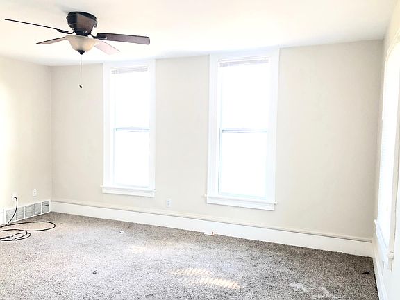 5th image of 324 Crosby St #Up