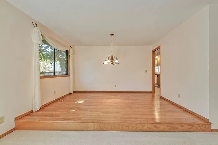 6540 SW 204th Pl — Photo 5