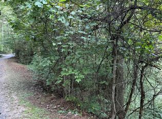 15 Mountain Air Rd, Franklin, NC 28734