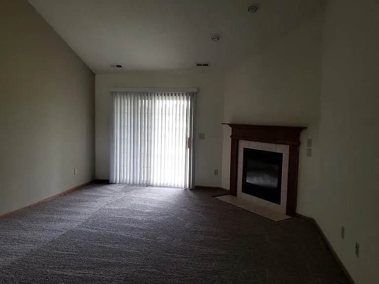 2332 Hopkins Dr — Photo 6