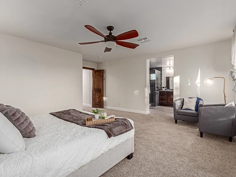 563 E Krista Way — Photo 25