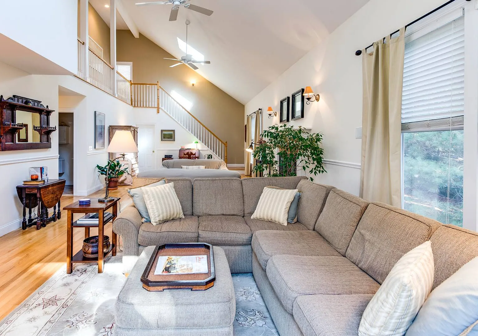 East Hampton Post Modern — Photo 4