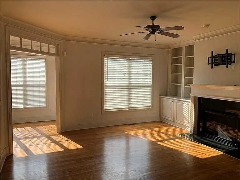10312 Monarch Way — Photo 5