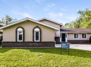 4242 Clark Dr, Richton Park, IL