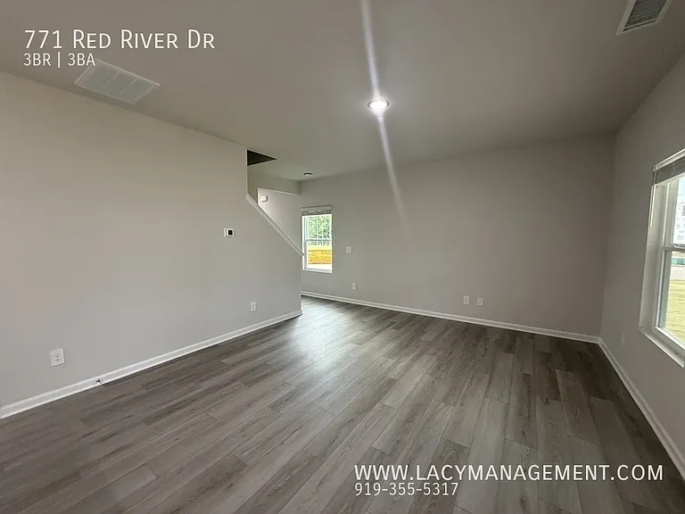 771 Red River Dr — Photo 5