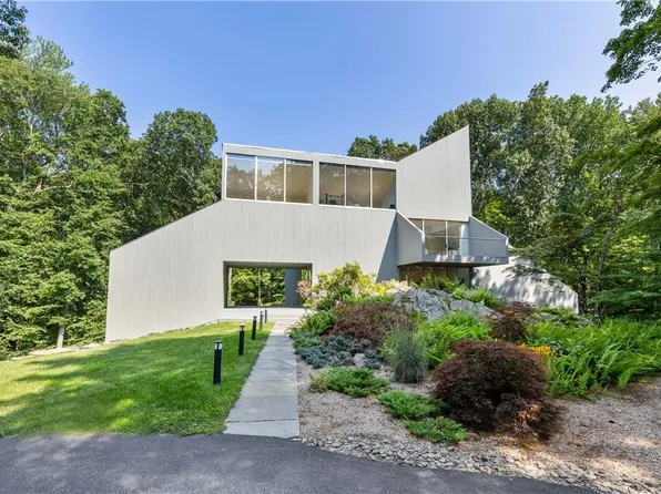 (undisclosed Address), Bedford, NY 10506