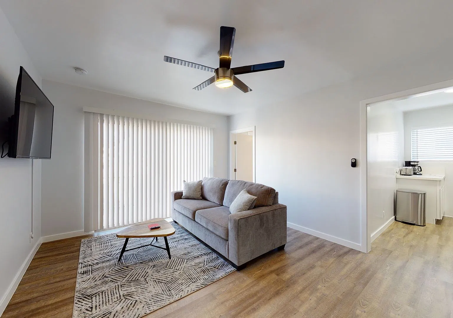 Runyon Canyon Properties, LLC (1641 N. Poinsettia Place) — Photo 2