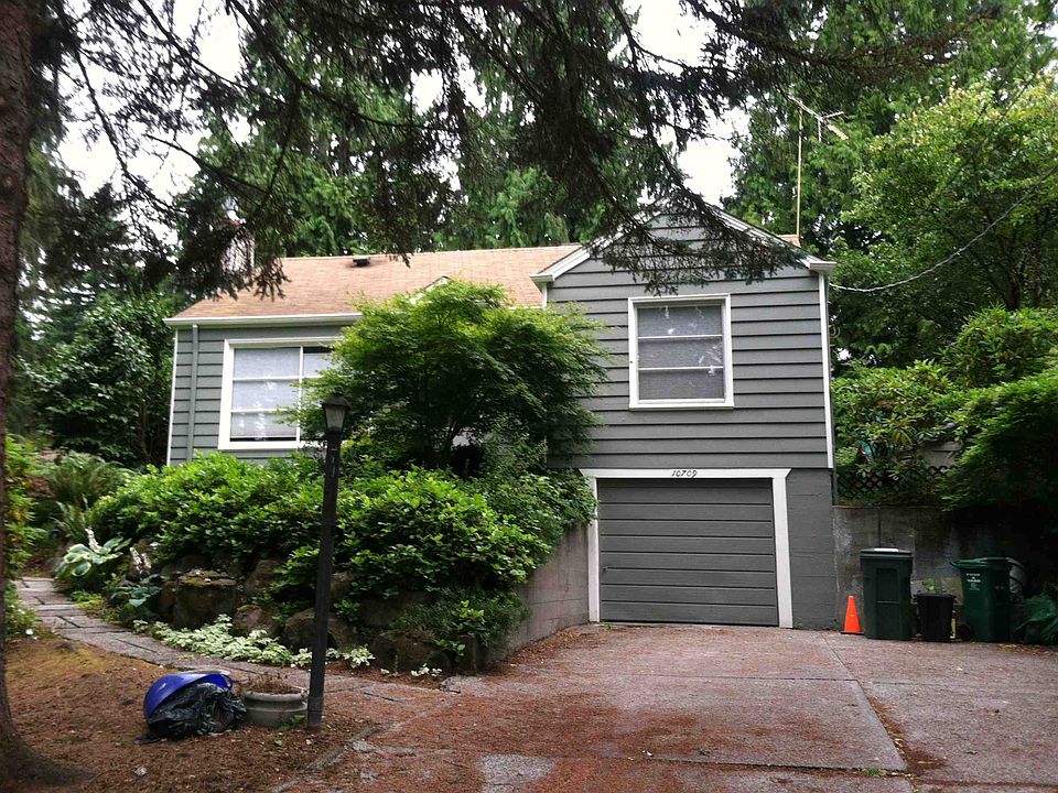 1st image of 10709 Victory Ln NE