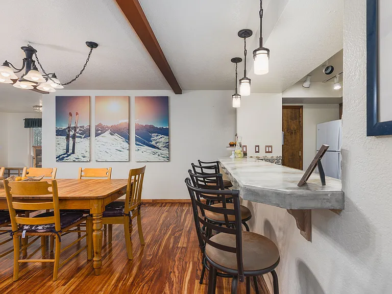 942 Harold Dr — Photo 15