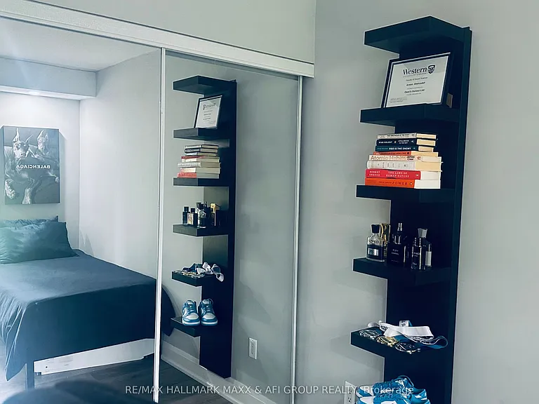15390 Yonge St #201 — Photo 30