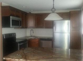 1007 3rd St, Whitehall, PA 18052