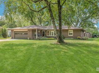 115 Neil Rd, Sugar Grove, IL 60554