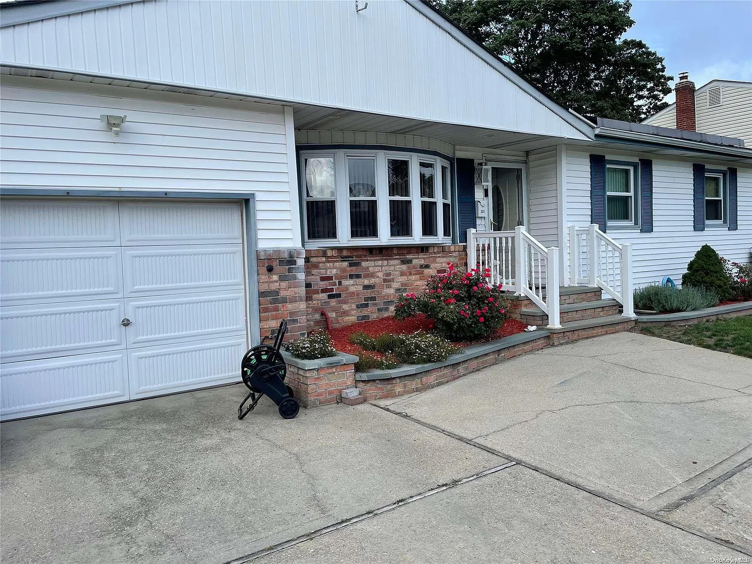 331 29th Street photo 1
