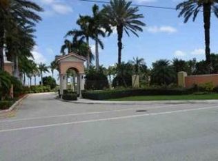 7924 SW 194th St, Cutler Bay, FL 33157