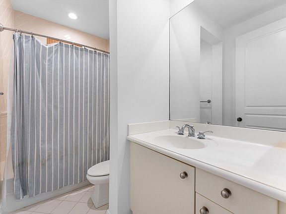 5th image of 75 NE 5th Ave S APT C