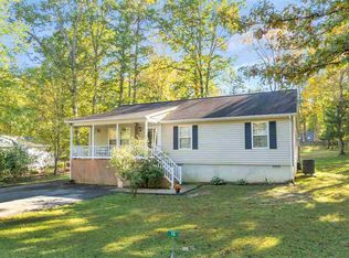 16 Seminole Trl, Palmyra, VA 22963