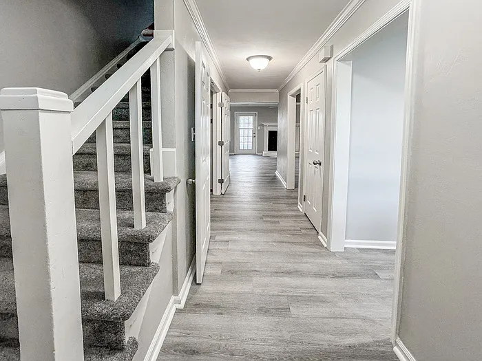 412 Kenley Rd — Photo 8