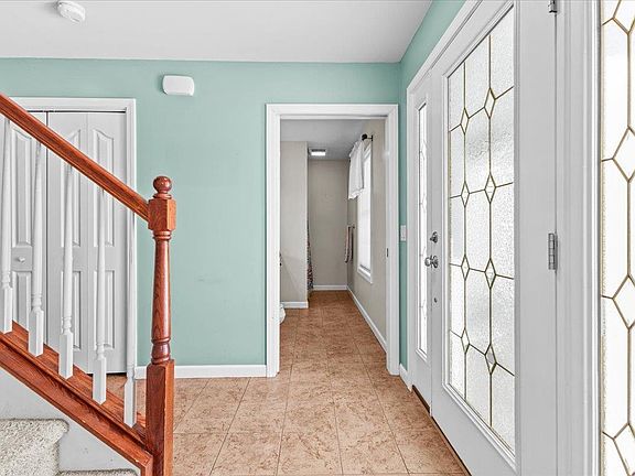 4th image of 13 Butternut Circle