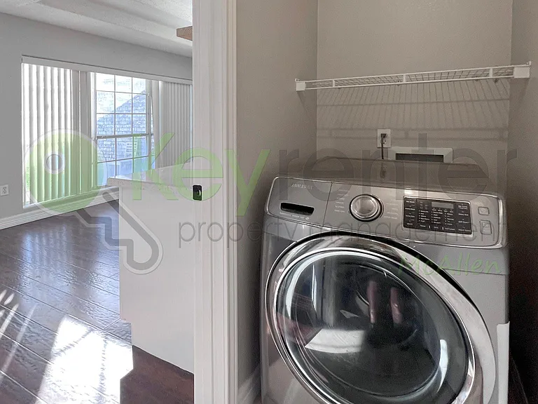 1204 E Rio Vista Ave — Photo 9