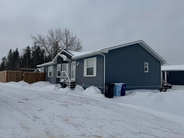 100 E Grey Cres, Wood Buffalo, AB T9H 2N3