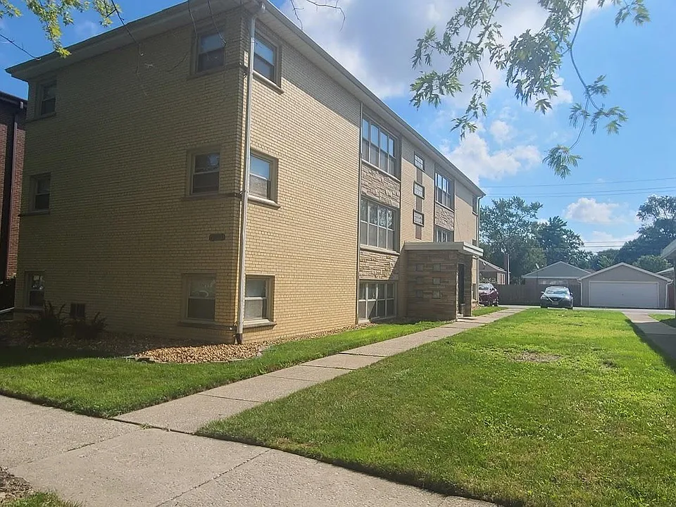 9221 S Kedzie Ave