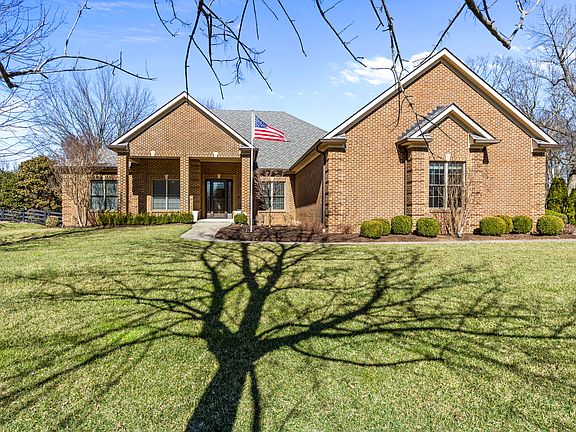 2nd image of 412 W Brannon Rd