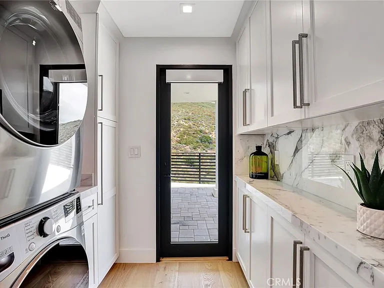 5402 Horizon Dr — Photo 34