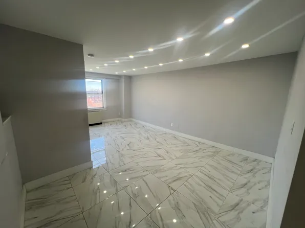 (undisclosed Address), Elizabeth, NJ 07208