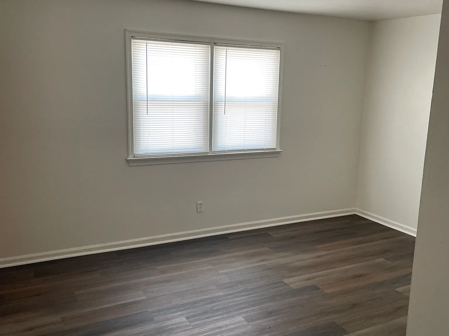 2 bed, 800 sqft, $1,100 — Photo 4