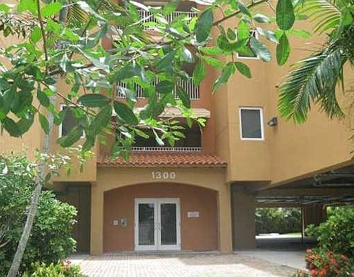 1st image of 1300 NE 109th St APT 402
