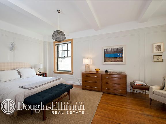 3rd image of 250 W 94th St #6K