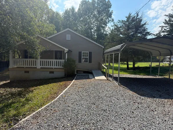 138 Maresca Dr NE, Dalton, GA 30721