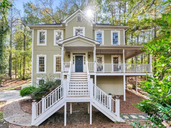 611 Pine Ter, Canton, GA 30114