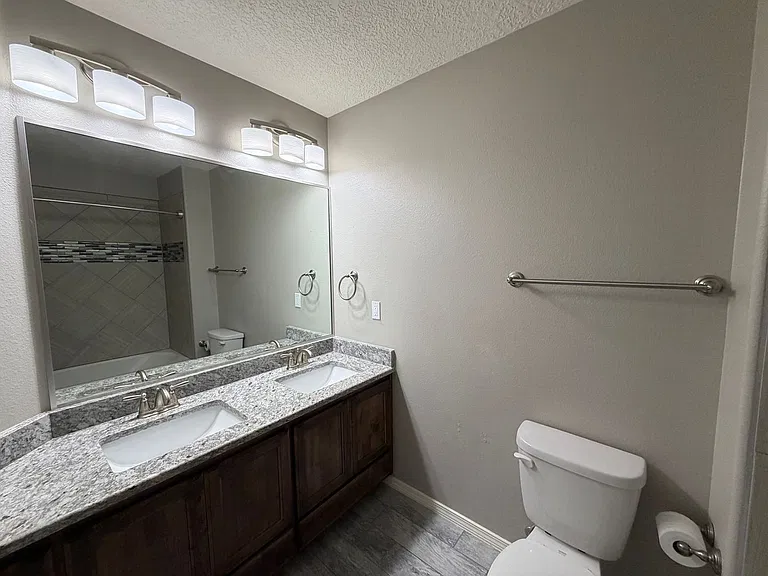 860 Firewheel Loop SW — Photo 11