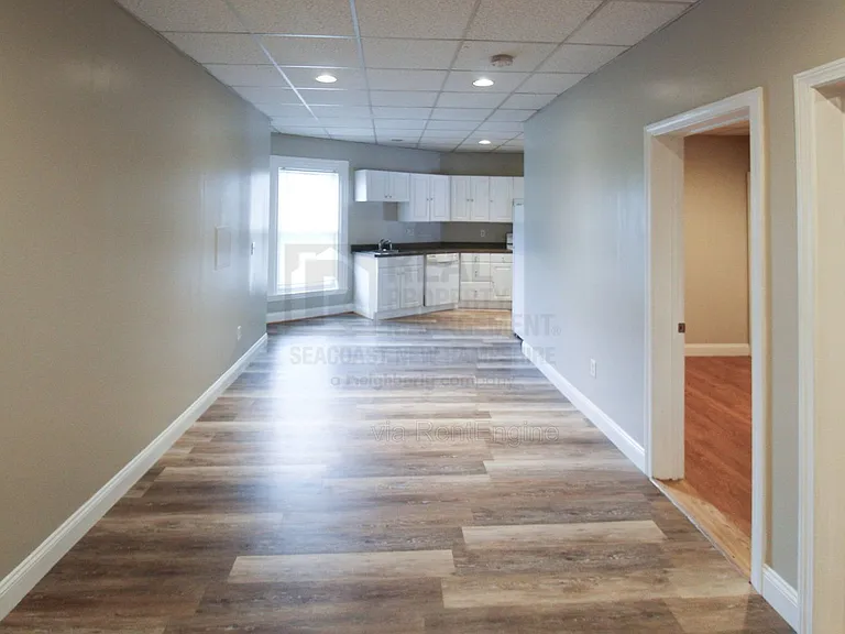 98 Academy St #4 — Photo 4