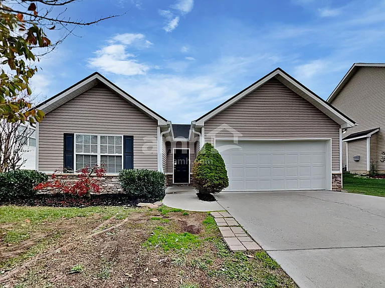 6228 McMillan Creek Dr — Photo 1