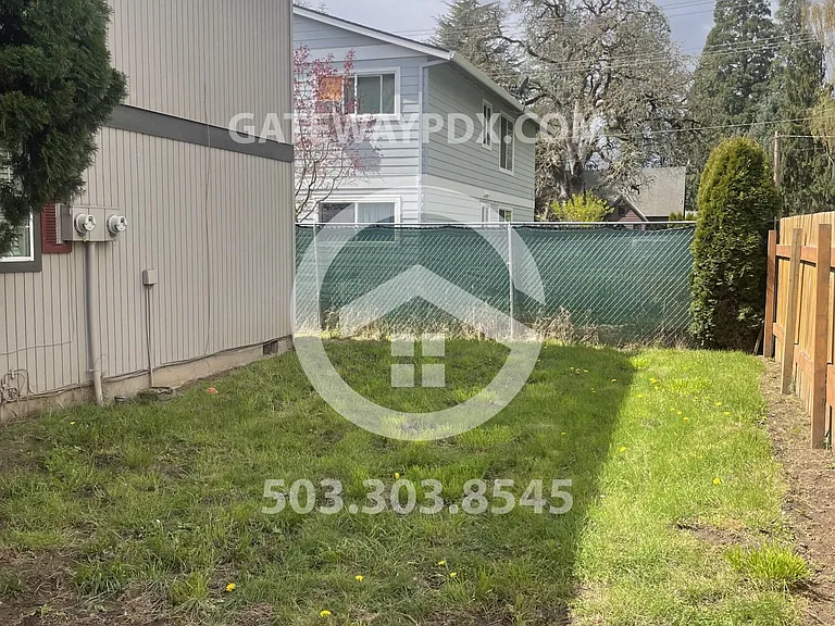 3218 22nd Pl #A — Photo 18