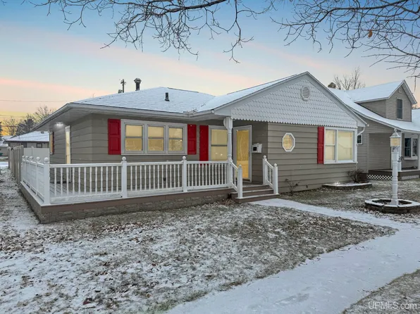 324 Iron St, Norway, MI 49870