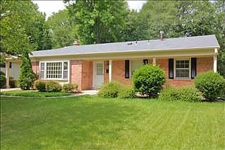 1st image of 8204 Chancery Ct