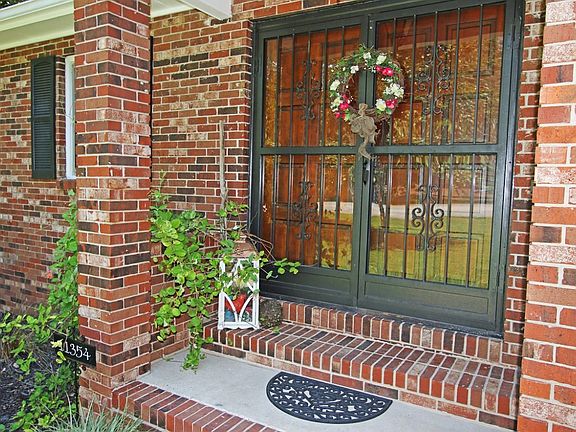 2nd image of 11354 Northview Dr